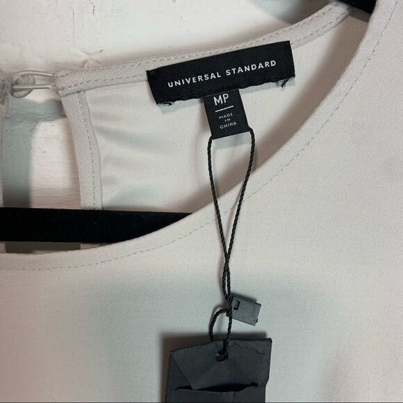 NWT Universal Standard Luxe Isabelle Shift Dress MEDIUM PETITE - Picture 3 of 9